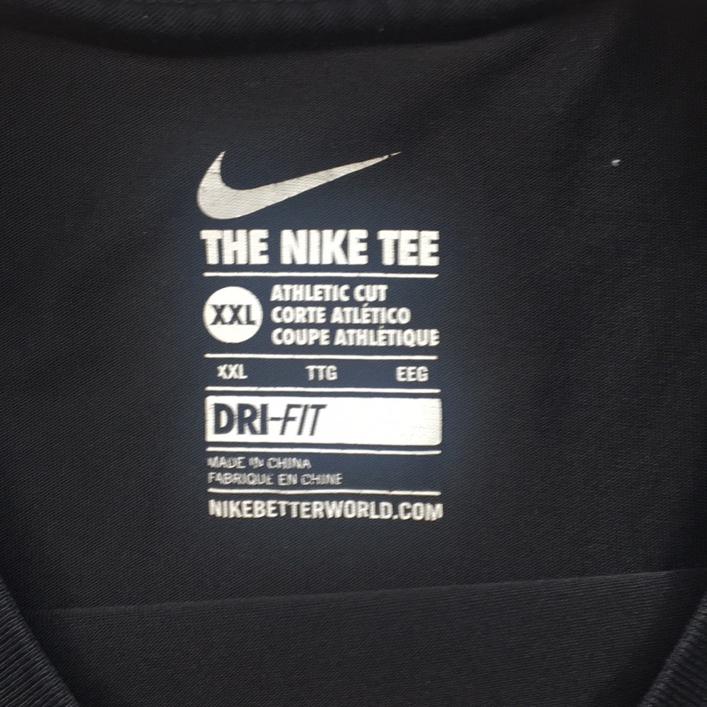 Nike Tee - Picture 2 of 3
